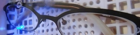 Brille im Ultraschall-Reinigungsgerät